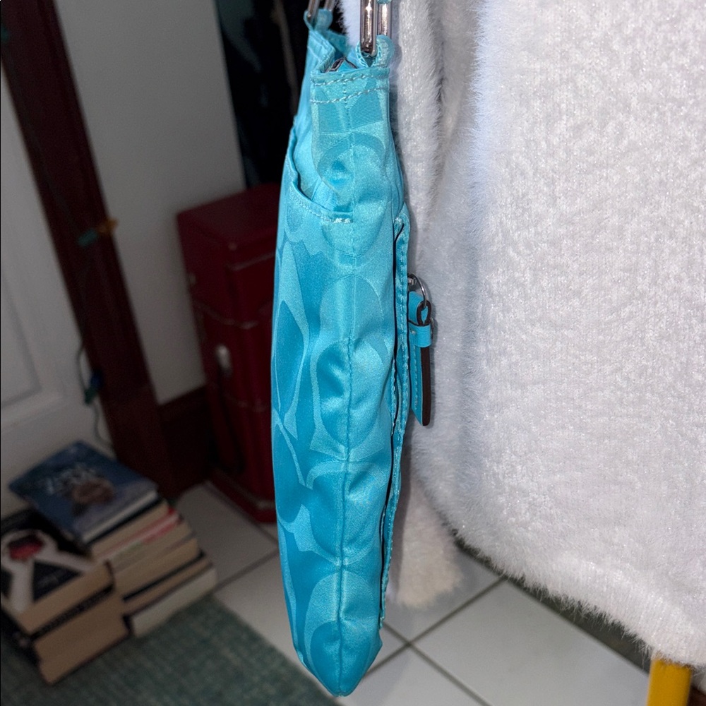 Coach Getaway signature monogram jacquard aqua blue Crossbody/shoulder bag - Picture 9 of 15